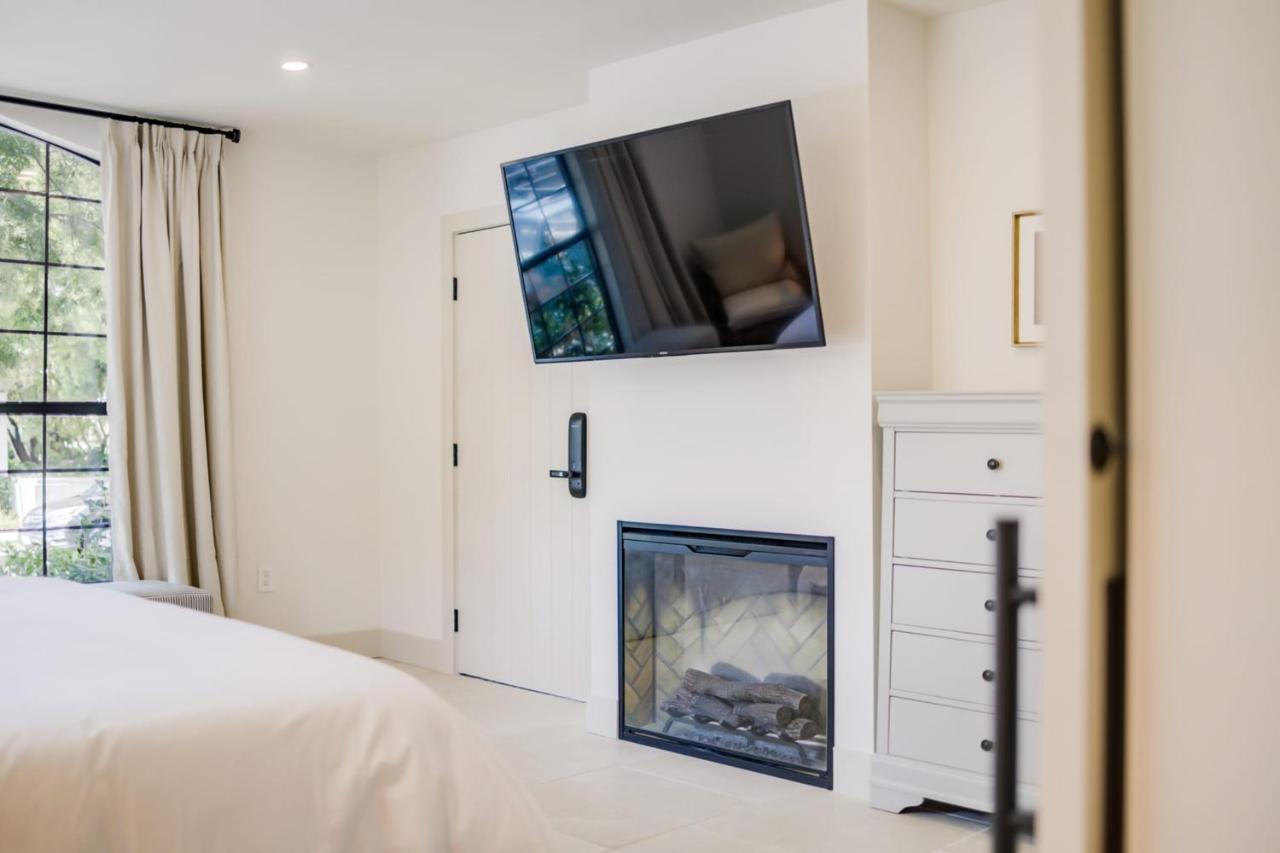 Casa Valerio - Boutique Suites In Downtown סנטה ברברה מראה חיצוני תמונה