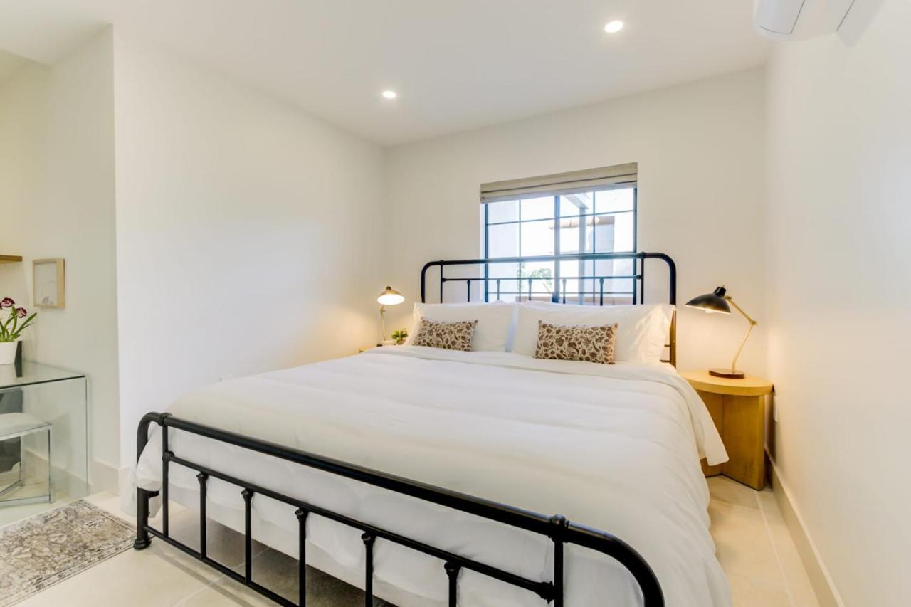 Casa Valerio - Boutique Suites In Downtown סנטה ברברה מראה חיצוני תמונה