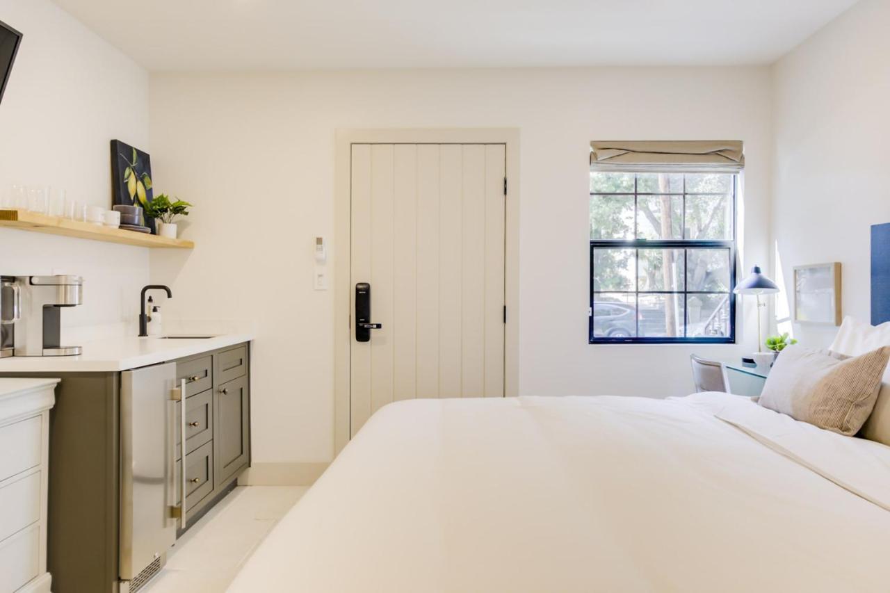 Casa Valerio - Boutique Suites In Downtown סנטה ברברה מראה חיצוני תמונה