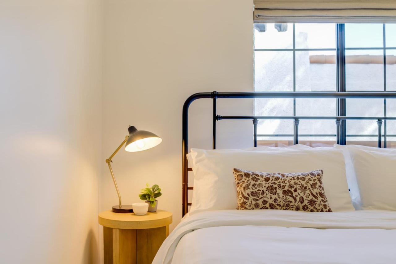 Casa Valerio - Boutique Suites In Downtown סנטה ברברה מראה חיצוני תמונה