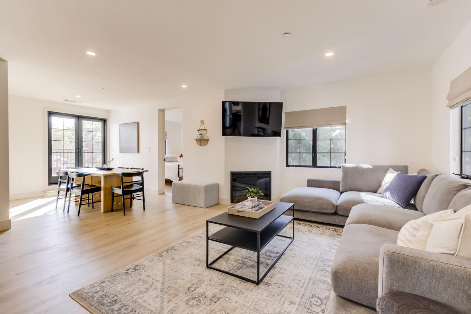 Casa Valerio - Boutique Suites In Downtown סנטה ברברה מראה חיצוני תמונה